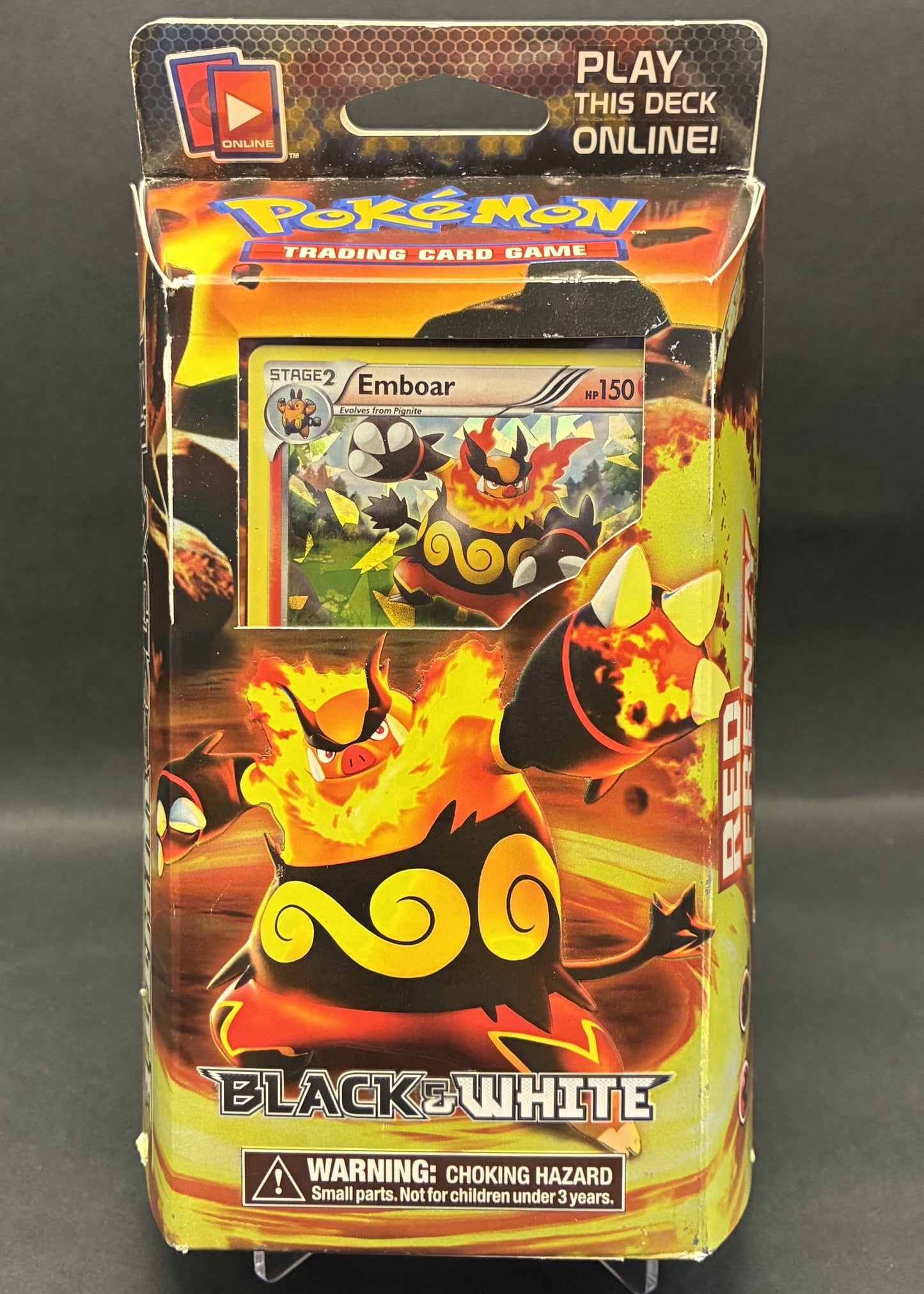 Theme Deck | Black and White | Red Frenzy | Emboar