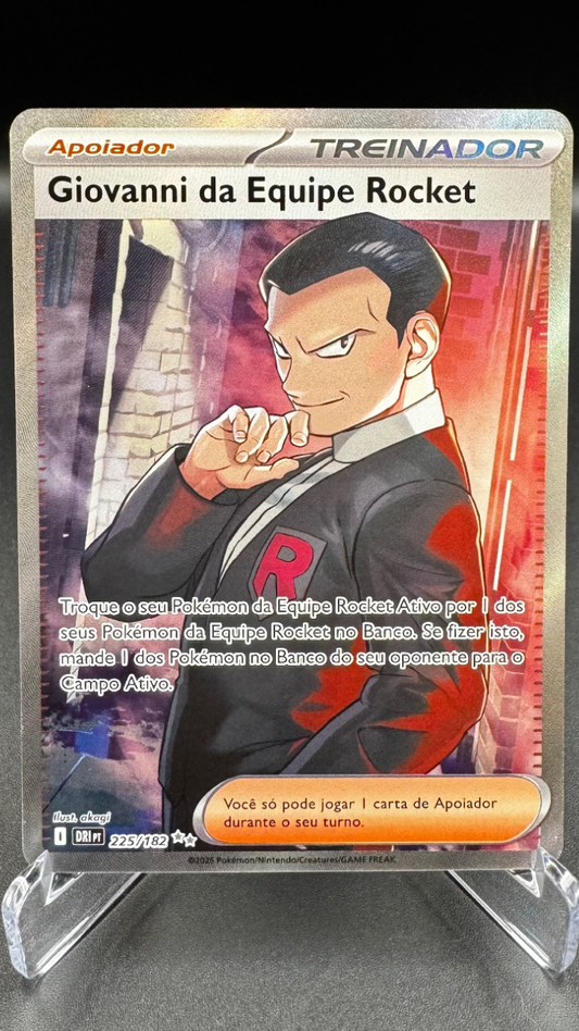 Giovanni da Equipe Rocket | 225/182